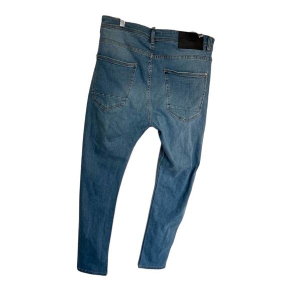 ZARA Denim Mens 34 straight fit five-pocket design medium-blue washed jeans - Picture 6 of 11